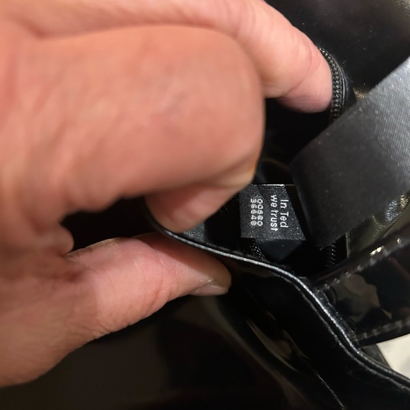 Ted Baker Black Patent Tote With Bow - Picture 9 of 11